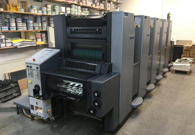 �����±���ɫ�C(j��)�M SM52-5